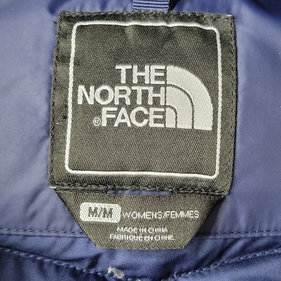 The North Face 700 Puffer Vest Women Size M Goose Down Zip Snaps Red Navy Plaid - Picture 8 of 14